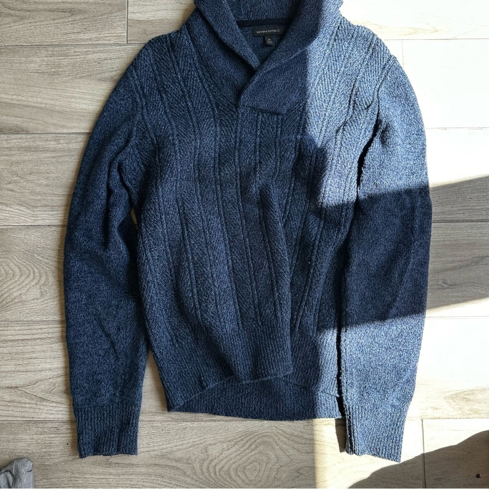 Banana Republic Men's Blue Cable Knit Sweater